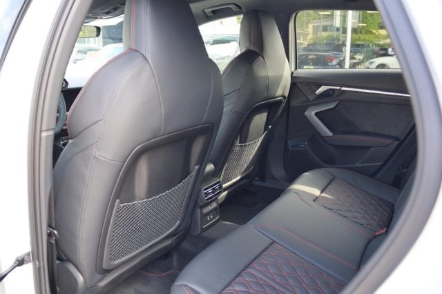 Audi S3 SPB TFSI 333 CV quattro S tronic sport attitude, del 2025, in vendita a Besozzo (VA)