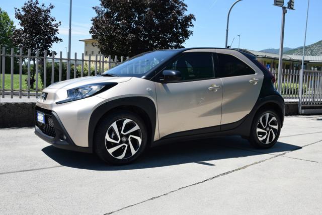 Toyota Aygo X 1.0 VVT-i 72 CV 5 porte Trend - foto 3 di 4