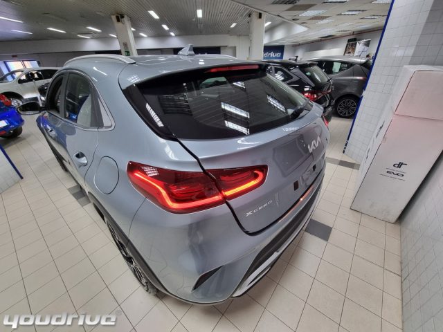 Kia XCeed 1.0 T-GDi 115 CV Business - foto 4 di 4