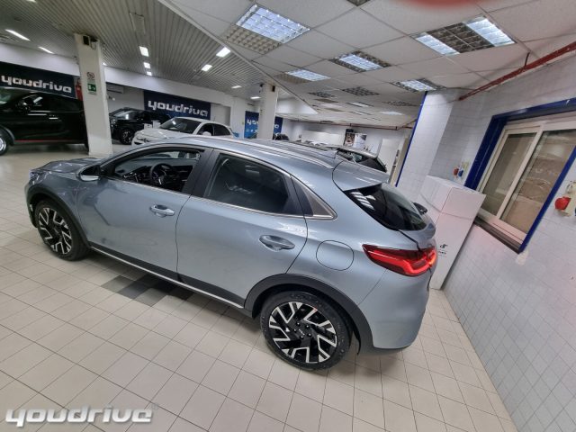 Kia XCeed 1.0 T-GDi 115 CV Business - foto 3 di 4