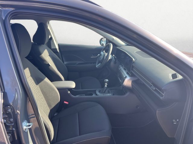 Hyundai KONA 1.0 T-GDI Business KM0, del 2025, in vendita a Nola (NA)