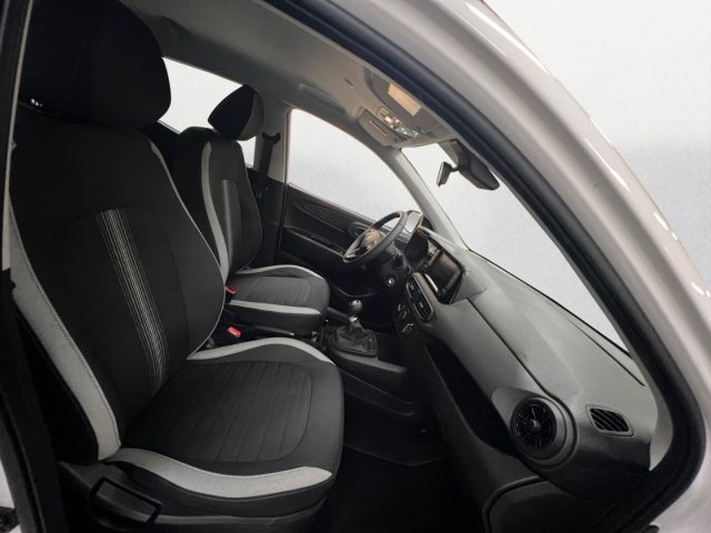 Hyundai i10 1.0 GPL ORIGINALE CASA Connectline KM0 km 0 a NOLA