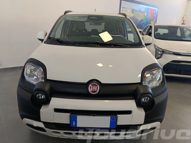 Fiat New Panda 1.0 FireFly S&S Hybrid Pandina KM0 - foto 2 di 4