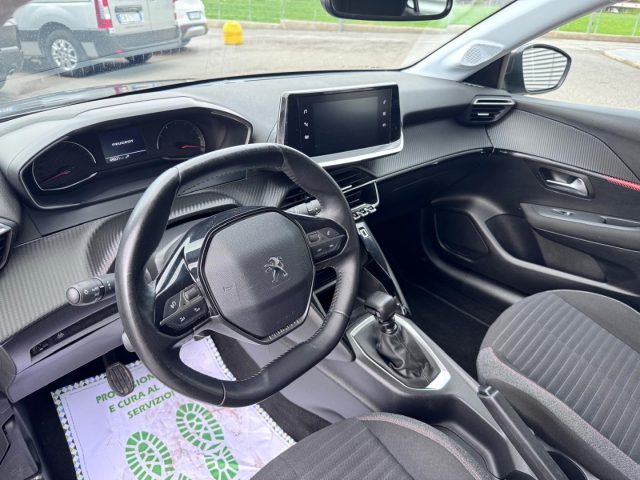 Peugeot 208 PureTech 100 5 porte Allure RETROCAMERA OK NEOPATE, del 2021, 47.986 km, in vendita a Sant Angelo In Vado (PU)