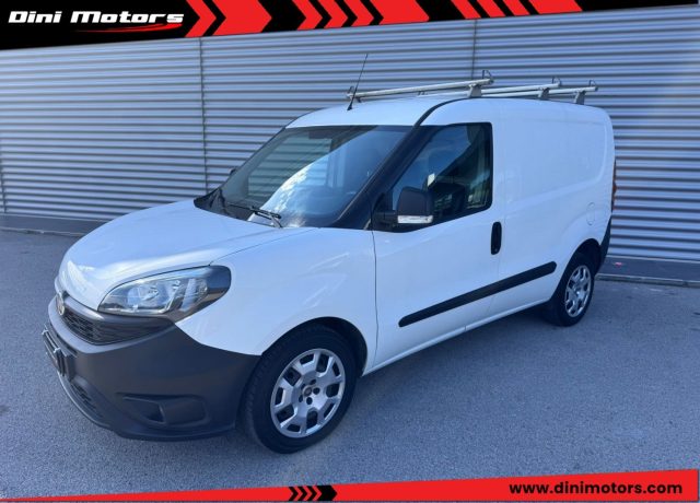 Fiat Doblo Dobl� 1.6 MJT 105CV Lounge 3 POSTI + IVA ESPOSTA usato a SANT ANGELO IN VADO