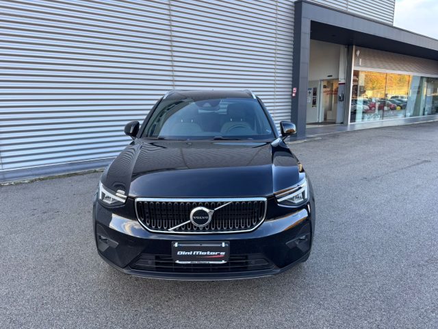 Volvo XC40 T2 automatico Core Benzina 1.5 PROMO - foto 2 di 4