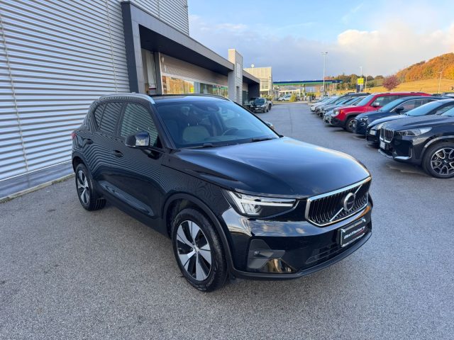 Volvo XC40 T2 automatico Core Benzina 1.5 PROMO - foto 3 di 4