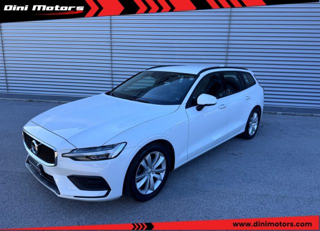 Volvo V60 D3 2.0 DIESEL Geartronic R-design FULL LED RDESIGN usato a SANT ANGELO IN VADO