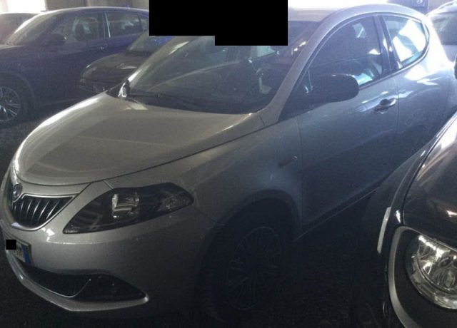 Lancia Ypsilon 1.0 FireFly 5p Hybrid Ecochic Gold IVA ESPOSTA usato a SANT ANGELO IN VADO
