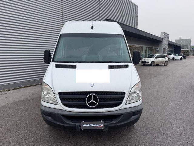 Mercedes-Benz Sprinter T32/35 313 CDI Cabinato Lungo tetto alto AUTOCARRO - foto 2 di 4