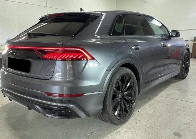 Audi Q8 50 TDI 286CV FULL S-line MATRIX IVA ESPOSTA ABT - foto 3 di 4