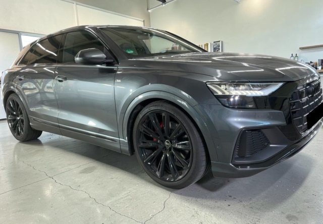 Audi Q8 50 TDI 286CV FULL S-line MATRIX IVA ESPOSTA ABT - foto 2 di 4