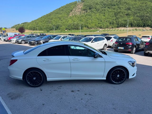 Mercedes-Benz CLA 200 CDI Premium 2.2 diesel cerchi AMG Sport - foto 4 di 4