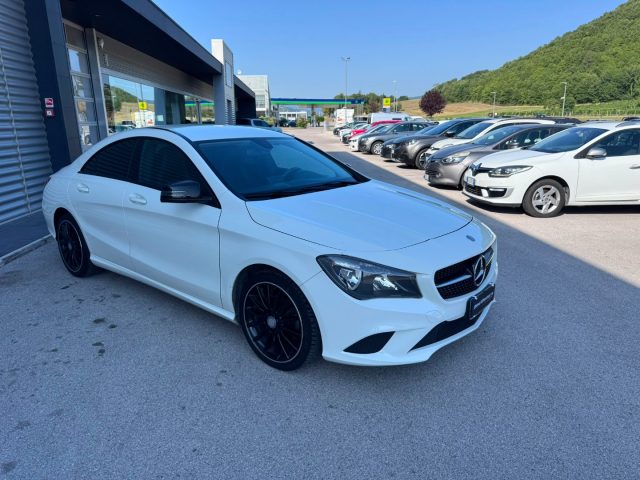 Mercedes-Benz CLA 200 CDI Premium 2.2 diesel cerchi AMG Sport - foto 3 di 4