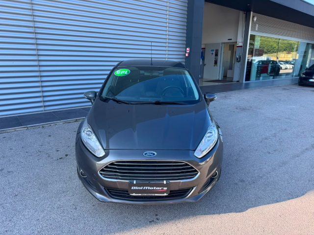 Ford Fiesta 1.4 5 porte GPL DI CASA Titanium OK NEOPATENTATO - foto 2 di 4