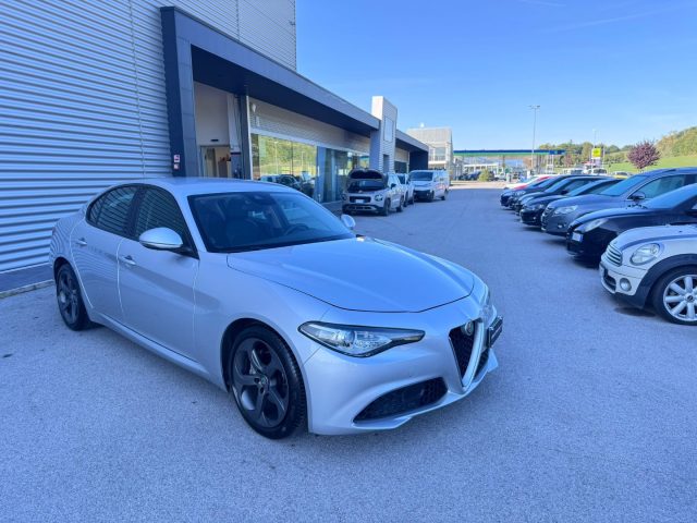 Alfa Romeo Giulia 2.2 Turbodiesel 150 CV AT8 Super OK DISTRIBUZIONE - foto 3 di 4