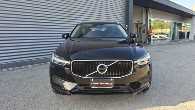 Volvo XC60 B4 (d) AWD Geartronic Business Plus 4x4 - foto 2 di 4