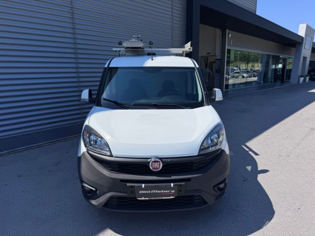 Fiat Doblo Doblò 1.4 METANO Cargo OFFICINA MOBILE IVA ESPOSTA - foto 2 di 4