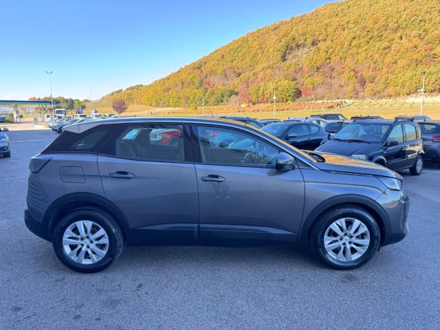 Peugeot 3008 130cv EAT8 ALLURE IVA ESPOSTA LEGGE 104 - foto 4 di 4