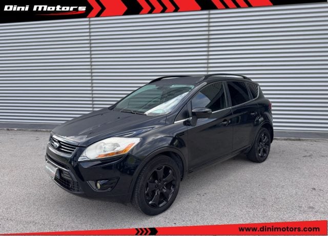 Ford Kuga 2.0 TDCi 163 CV 4WD Titanium 4x4 total black, del 2012, 190.000 km, in vendita a Sant Angelo In Vado (PU)
