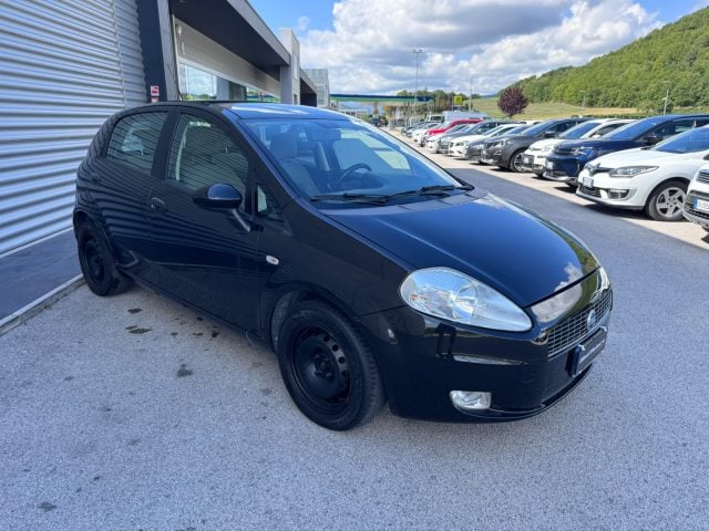 Fiat Grande Punto 1.3 MJT 90 CV 5 porte Dynamic OK NEOPATENTATI - foto 3 di 4