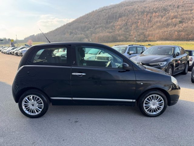 Lancia Ypsilon 1.2 Passion IMPIANTO METANO ok neopantentato - foto 4 di 4