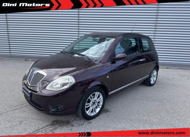 Lancia Ypsilon 1.3 MJT 75 CV Passion OK NEOPATENTATI, del 2007, 238.000 km, in vendita a Sant Angelo In Vado (PU)