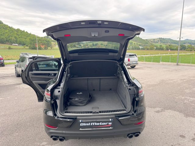 Porsche Cayenne Coup� 3.0 V6 E-Hybrid PASM PANO BOSE IVA ESPOSTA usato a SANT ANGELO IN VADO