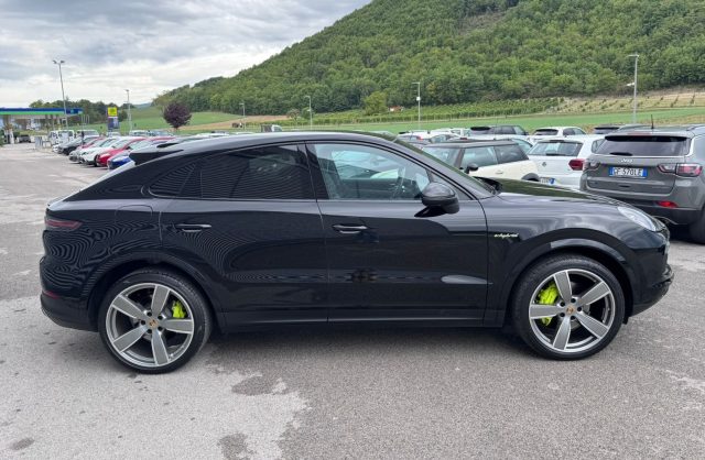 Porsche Cayenne Coupé 3.0 V6 E-Hybrid PASM PANO BOSE IVA ESPOSTA usato a SANT ANGELO IN VADO