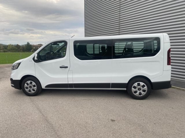 Renault Trafic dCi 150CV PL L2 9 POSTI PRONTA CONSEGNA nuovo a SANT ANGELO IN VADO