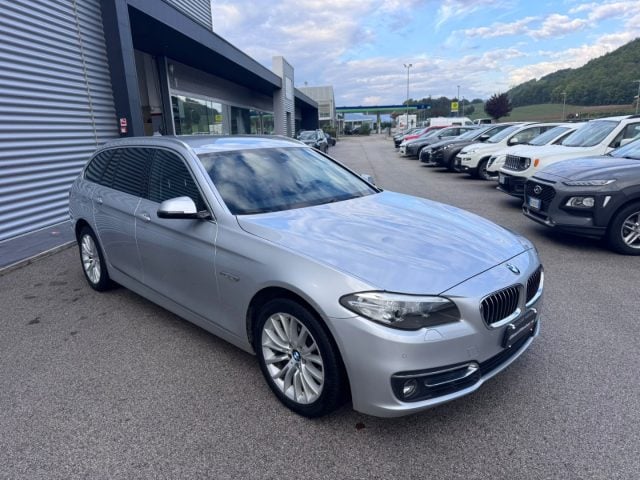 BMW 520 d xDrive Touring Luxury 4x4 UNICO PROPRIETARIO - foto 3 di 4