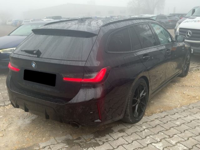 BMW 320 d xDrive Touring FULL Msport 4x4 MY23 M-sport PRO - foto 2 di 4