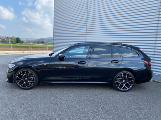 BMW 320 d xDrive Touring Msport 4x4 Virtual, CruisAdattivo - foto 4 di 4