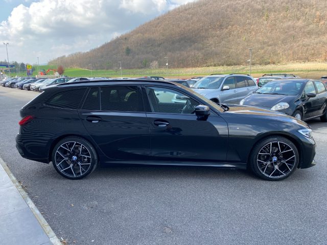 BMW 320 d xDrive Touring Msport 4x4 Virtual, CruisAdattivo - foto 3 di 4