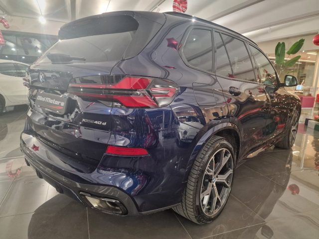 BMW X5 xDrive40d 48V Msport MY24 4x4 LASER PANO M-SPORT, del 2023, 29.892 km, in vendita a Sant Angelo In Vado (PU)
