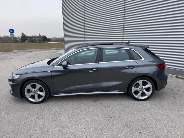 Audi A3 SPB 35 TDI S tronic S line TETTO SPORTBACK SLINE, del 2025, 3.897 km, in vendita a Sant Angelo In Vado (PU)