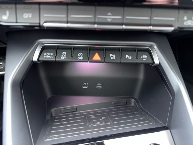 Audi A3 SPB 35 TDI S tronic S line TETTO SPORTBACK SLINE - foto 4 di 4