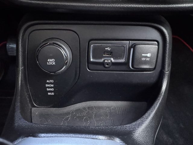 Jeep Renegade 2.0 Mjt 140CV 4WD 4X4 TRAZIONE INTEGRALE AWD, del 2016, 200.000 km, in vendita a Sant Angelo In Vado (PU)