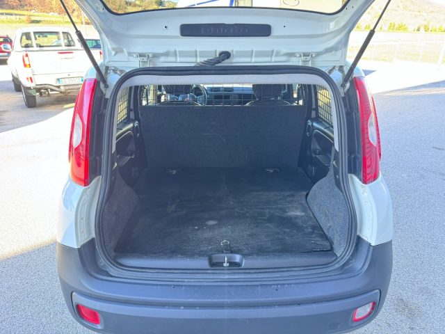 Fiat Panda 1.3 MJT S&S Pop Van 2 posti IVA ESPOSTA, del 2016, 148.629 km, in vendita a Sant Angelo In Vado (PU)