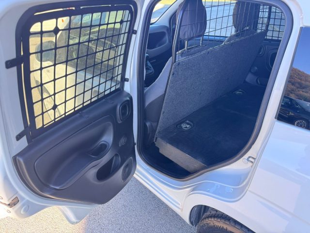 Fiat Panda 1.3 MJT S&S Pop Van 2 posti IVA ESPOSTA, del 2016, 148.629 km, in vendita a Sant Angelo In Vado (PU)
