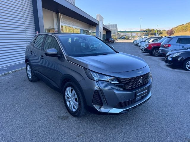 Peugeot 3008 130cv EAT8 ALLURE IVA ESPOSTA LEGGE 104 - foto 3 di 4