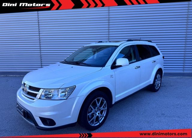 Fiat Freemont 2.0 Multijet 170 CV AWD 4X4 Lounge 7 posti, del 2015, 145.000 km, in vendita a Sant Angelo In Vado (PU)