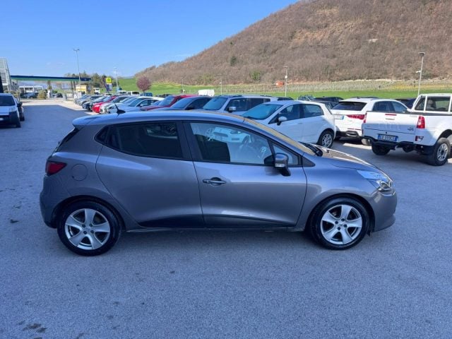Renault Clio 1.5 dCi 8V 75CV 5 porte Live OK neopatentati - foto 4 di 4