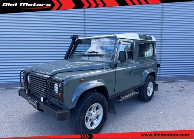 Land Rover Defender 90 2.4 TD4 Station Wagon SE ITALIANO VETTURA, del 2010, 75.000 km, in vendita a Sant Angelo In Vado (PU)
