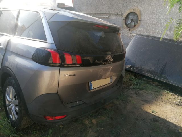 Peugeot 5008 1.6 BlueHDi 120 S&S, del 2017, 145.000 km, in vendita a Melpignano (LE)