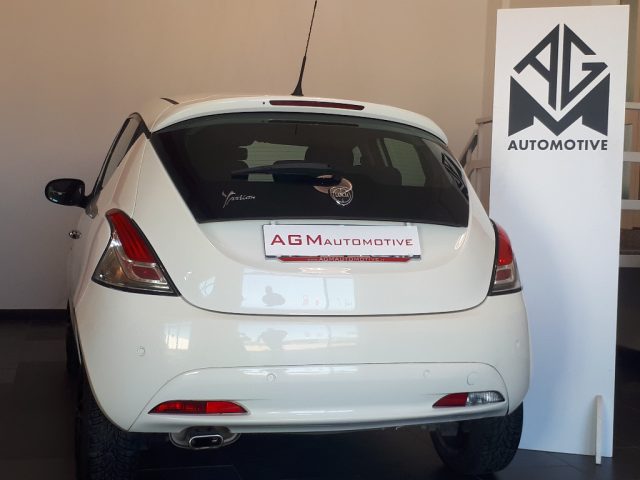 Lancia Ypsilon 1.3 MJT 16V 95 CV 5 porte S&S - foto 3 di 4