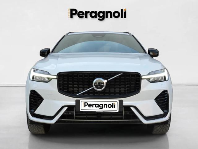 Volvo XC60 T6 Plug-in hybrid AWD automatico Plus Dark - foto 2 di 4