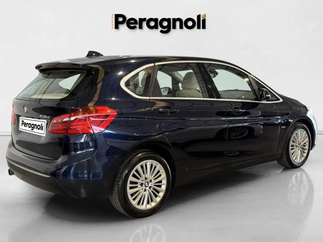 BMW 218 d Active Tourer Luxury - foto 4 di 21