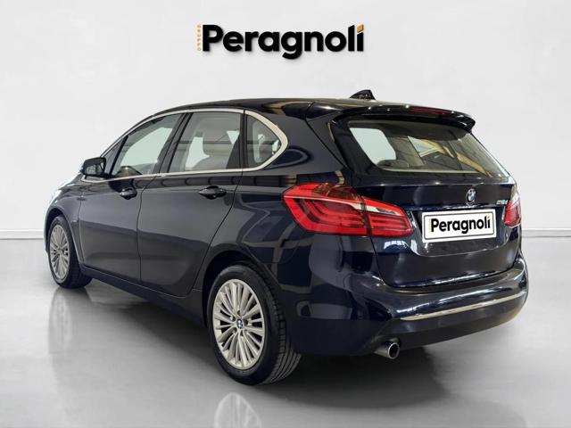 BMW 218 d Active Tourer Luxury - foto 2 di 21