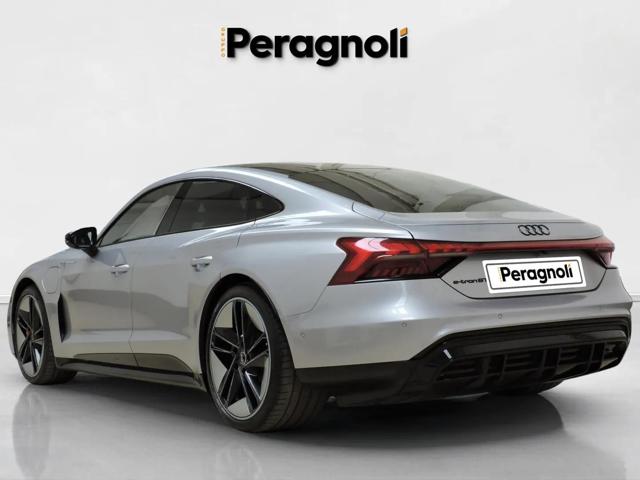 Audi e-tron GT quattro - foto 4 di 4